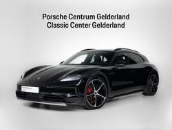 Gebruikt 2024 Porsche Taycan 4S Cross Turismo Sedan | € 119.900 (Eerlijke prijs)