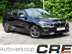Zwart Gebruikt 2020 BMW 118 Executive Hatchback | € 19.500 (Eerlijke prijs)