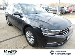 Grijs Gebruikt 2022 VW Passat Business Stationwagen | € 35.854 (Duur)