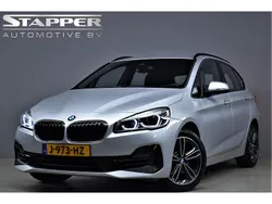Grijs Gebruikt 2020 BMW 218 Executive Stationwagen | € 21.495 (Eerlijke prijs)