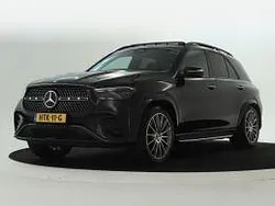 Donker obsidiaanzwart metallic Gebruikt 2024 Mercedes GLE400 AMG line SUV | € 94.950 (Super prijs)