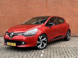 Rood Gebruikt 2014 Renault Clio IV Night&Day Hatchback | € 7.485 (Eerlijke prijs)