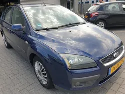 Blauw Gebruikt 2006 Ford Focus Futura Hatchback | € 1.499 (Eerlijke prijs)