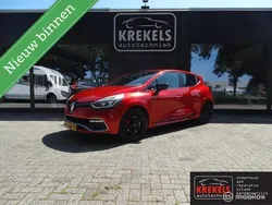 Rood, metallic lak Gebruikt 2013 Renault Clio R.S. R.S. Hatchback | € 9.950 (Goede deal)