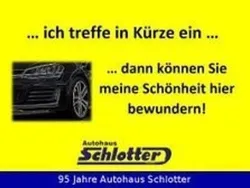 Zwart Gebruikt 2022 VW T-Roc Life SUV | € 28.880 (Iets duurder)