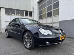 Blauw Gebruikt 2003 Mercedes CLK320 Elegance Coupé | € 4.250 (Eerlijke prijs)