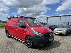 Rood Gebruikt 2015 Mercedes Vito MPV | € 3.999