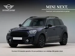 Enigmatic black (donker blauw metallic) Gebruikt 2023 Mini Cooper Countryman Business SUV | € 36.950 (Duur)