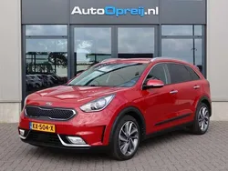 Rood Gebruikt 2016 Kia Niro SUV | € 19.995 (Eerlijke prijs)