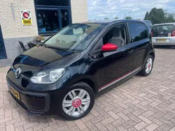 Zwart Gebruikt 2018 VW up! Beats Hatchback | € 9.945 (Eerlijke prijs)