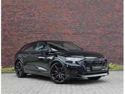 Zwart, metallic lak Gebruikt 2024 Audi Q8 Competition SUV | € 109.950