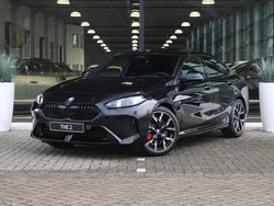 Saphirschwarz Nieuw 2025 BMW 220 Executive Coupé | € 59.852 (Duur)