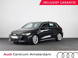 Zwart Gebruikt 2025 Audi A3 Sportback S-Line Hatchback | € 37.749 (Eerlijke prijs)