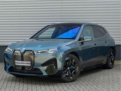 Blauw Gebruikt 2022 BMW iX Comfort Edition SUV | € 67.875 (Goede deal)
