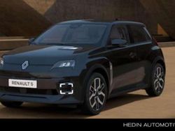 Zwart Nieuw 2025 Renault R5 Urban Hatchback | € 29.692 (Eerlijke prijs)