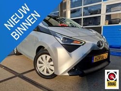 Zilver Gebruikt 2020 Toyota Aygo Hatchback | € 8.750 (Goede deal)