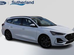 Wit Gebruikt 2024 Ford Focus ST-Line X Stationwagen | € 29.600 (Eerlijke prijs)