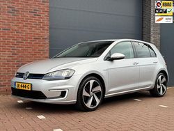Grijs (metallic) Gebruikt 2016 VW e-Golf Hatchback | € 9.750 (Eerlijke prijs)