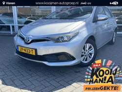Grijs Gebruikt 2016 Toyota Auris Hybrid Business Edition Hatchback | € 17.799 (Iets duurder)
