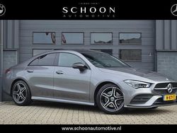 Grijs Gebruikt 2022 Mercedes CLA200 Business Sedan | € 36.950 (Eerlijke prijs)