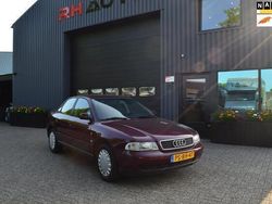 Rood Gebruikt 1996 Audi A4 Sedan | € 1.750 (Eerlijke prijs)