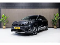 Grijs Gebruikt 2022 Kia Niro SUV | € 20.995 (Super prijs)