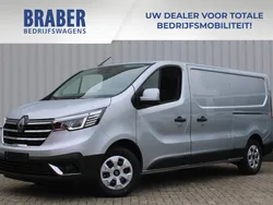 Zilver Nieuw 2024 Renault Trafic Van | € 31.442 (Eerlijke prijs)