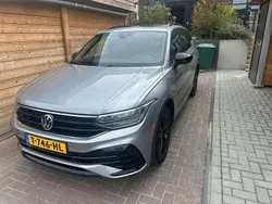 Grijs Gebruikt 2022 VW Tiguan R-line SUV | € 38.499 (Goede deal)