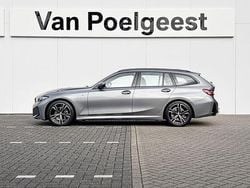 Skyscraper grey metallic (grijs metallic) Gebruikt 2024 BMW 318 M Sport Stationwagen | € 41.800 (Eerlijke prijs)