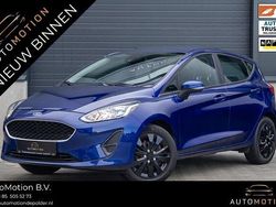 Blauw Gebruikt 2017 Ford Fiesta Trend Hatchback | € 9.390 (Eerlijke prijs)