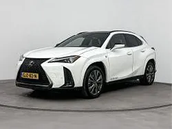 Wit metallic Gebruikt 2024 Lexus UX 300e Sport Line SUV | € 55.450