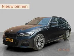 Zwart Gebruikt 2020 BMW 320 Executive Stationwagen | € 23.978 (Eerlijke prijs)