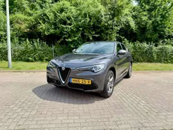Grijs Gebruikt 2018 Alfa Romeo Stelvio Super SUV | € 29.250 (Super prijs)
