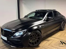 Zwart Gebruikt 2015 Mercedes C63 AMG AMG Sedan | € 39.740 (Eerlijke prijs)