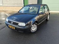 Zwart Gebruikt 2003 VW Golf IV Comfortline Hatchback | € 1.400 (Iets duurder)
