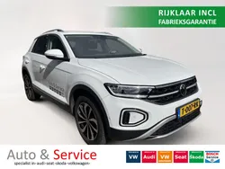 Wit Gebruikt 2022 VW T-Roc Style SUV | € 26.945 (Iets duurder)