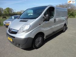 Zilver Gebruikt 2010 Opel Vivaro Van | € 4.650 (Eerlijke prijs)