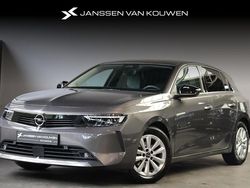 Grijs Gebruikt 2022 Opel Astra Edition Hatchback | € 18.495 (Eerlijke prijs)
