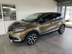Bruin Gebruikt 2017 Renault Captur Zen SUV | € 10.450 (Eerlijke prijs)