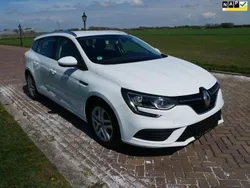 Wit Gebruikt 2019 Renault Mégane GrandTour Zen Stationwagen | € 7.980 (Eerlijke prijs)