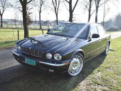Zwart Gebruikt 2005 Jaguar XJ Executive Sedan | € 9.850