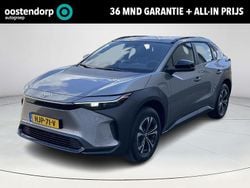 Grijs Gebruikt 2025 Toyota bZ4X Active SUV | € 39.900 (Eerlijke prijs)