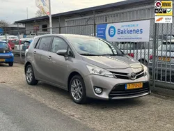 Bruin Gebruikt 2014 Toyota Verso Business Edition MPV | € 8.495 (Eerlijke prijs)