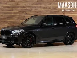 Zwart Gebruikt 2021 BMW X5 M Performance SUV | € 57.740 (Super prijs)