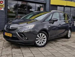 Grijs Gebruikt 2016 Opel Zafira Innovation MPV | € 16.450 (Eerlijke prijs)