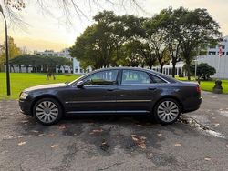 Grijs Gebruikt 2005 Audi A8 Sedan | € 9.750 (Super prijs)