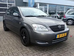 Grijs Gebruikt 2002 Toyota Corolla Terra Hatchback | € 2.499 (Eerlijke prijs)