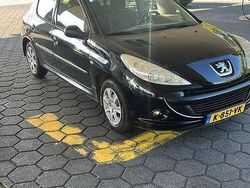 Zwart Gebruikt 2010 Peugeot 206 Hatchback | € 2.000 (Goede deal)