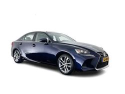 Gebruikt 2018 Lexus IS300h Business Edition Sedan | € 16.945