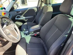 Blauw Gebruikt 2014 Opel Zafira Tourer Design Edition MPV | € 9.250 (Eerlijke prijs)